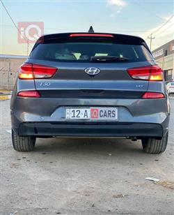 هیۆندای i30